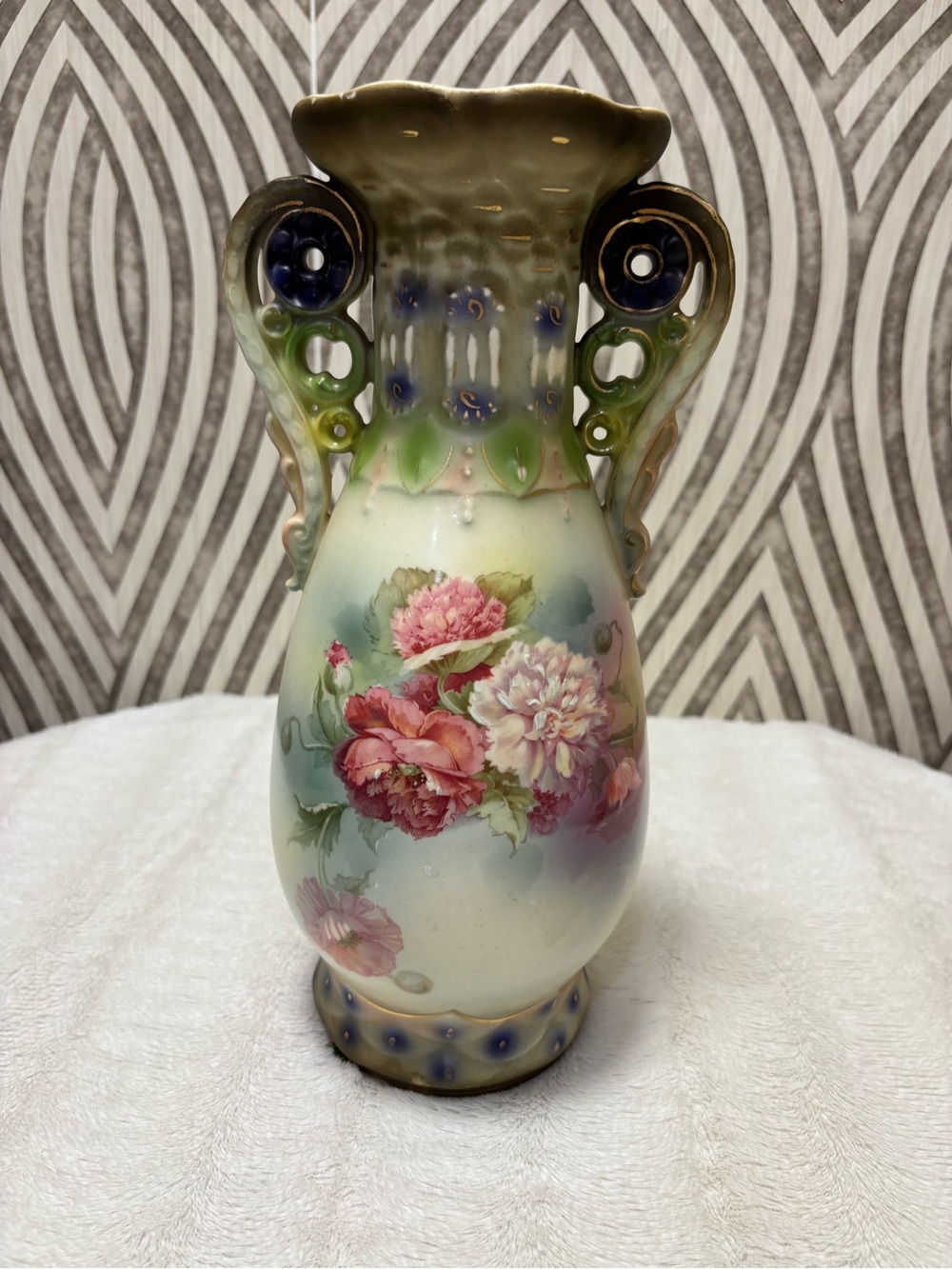 Antique porcelain royal wettina austria vase